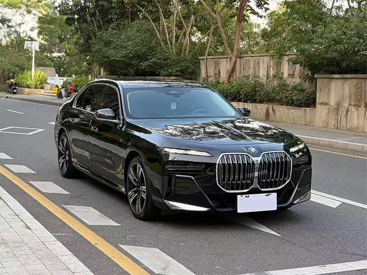 BMW 7 Series 2023 2023款 740Li 领先型 M运动套装