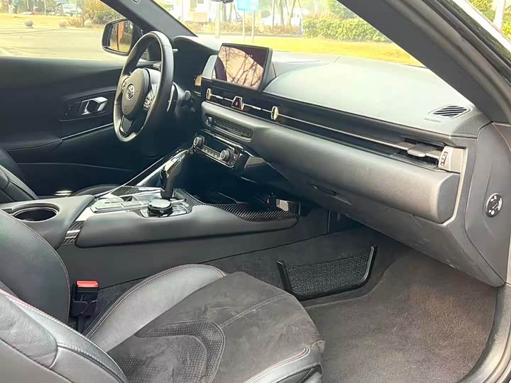 Toyota Supra 2021 2021款 GR SUPRA 3.0T 标准型