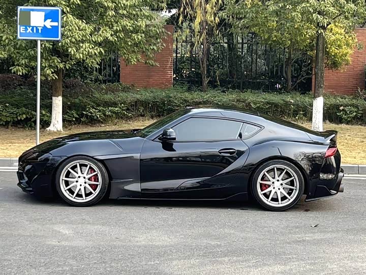 Toyota Supra 2021 2021款 GR SUPRA 3.0T 标准型