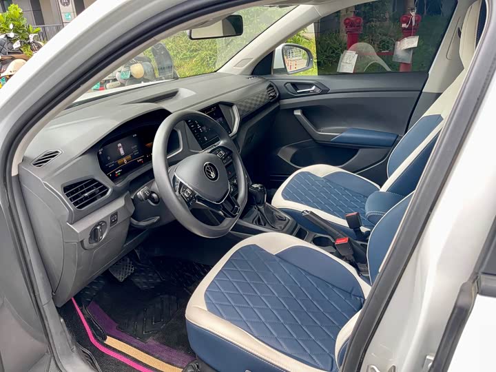 2023 Volkswagen T-Cross