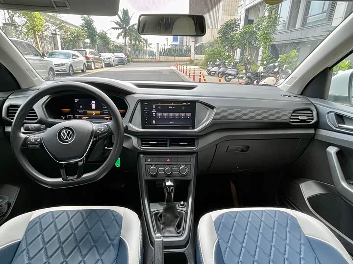 Volkswagen T-Cross 2023 2023款 1.5L 自动舒适版