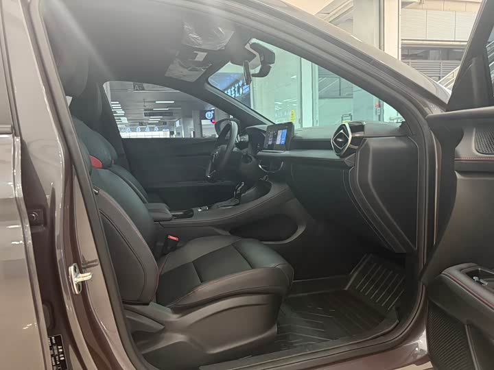 MG Motor 5 2025 2025款 180DVVT 全球抢先版