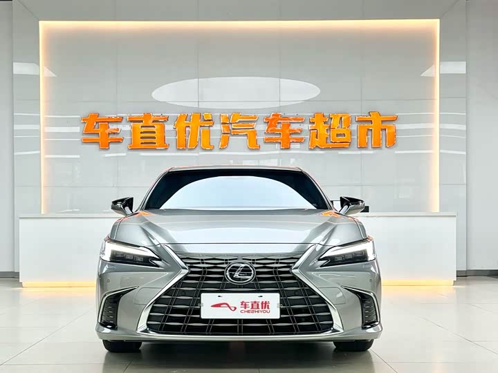 Lexus ES 2025 2025款 300h 臻享版