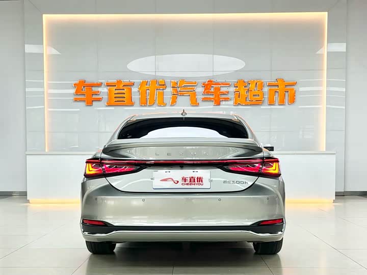 Lexus ES 2025 2025款 300h 臻享版