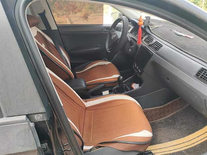 Volkswagen Santana 2021 2021款 1.5L 手动风尚版