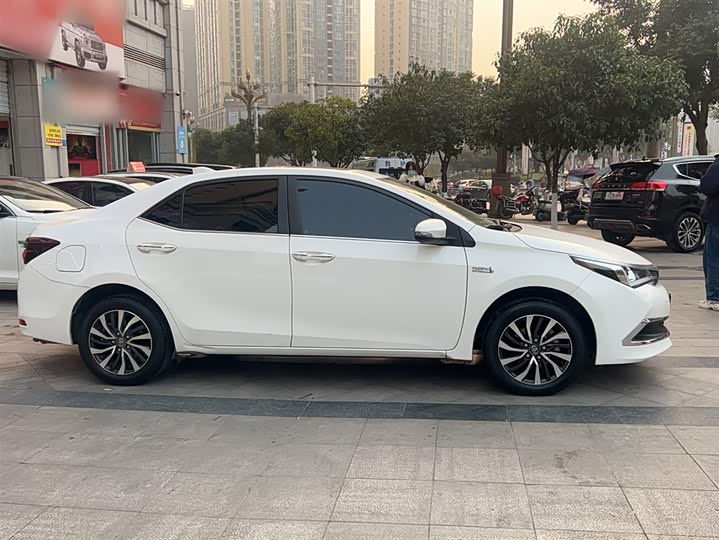 Toyota Corolla Hybrid 2020 2020款 1.8L E-CVT舒适版