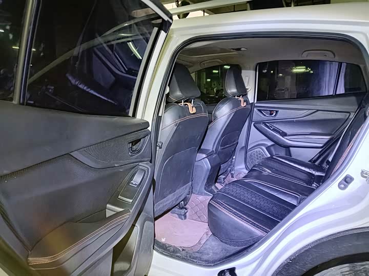 Subaru XV 2021 2021款 2.0i 全驱豪华版EyeSight