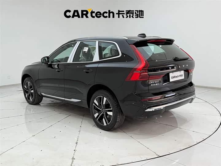 Volvo XC60 2026 2026款 B5 四驱智远豪华版