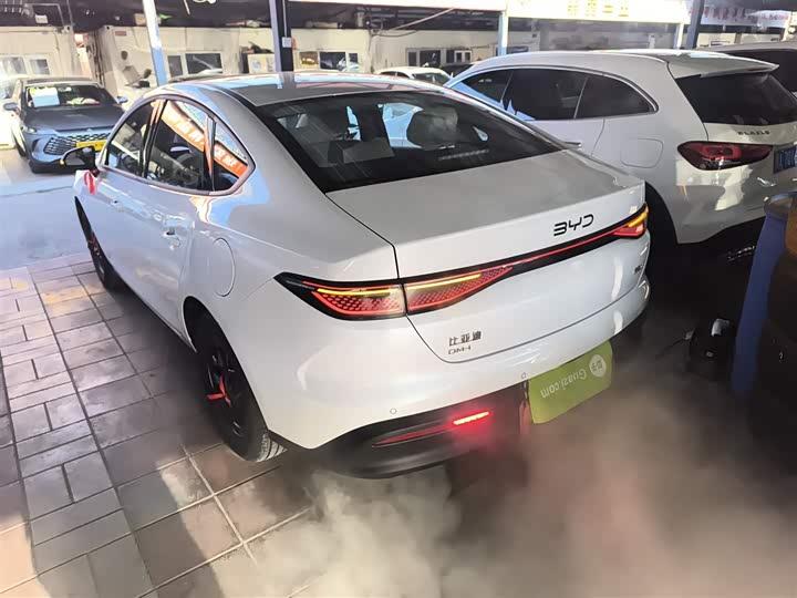 BYD Seal 05 DM-i Hybrid 2025 2025款 DM-i 智驾版 55KM豪华型