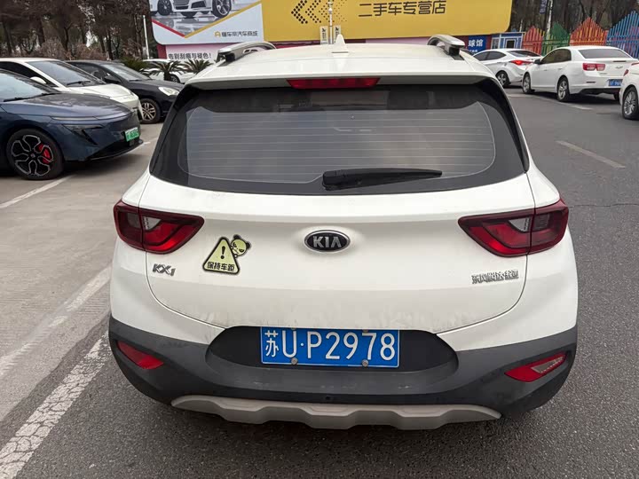 Kia KX1 2021 2021款 1.4L CVT趣享版