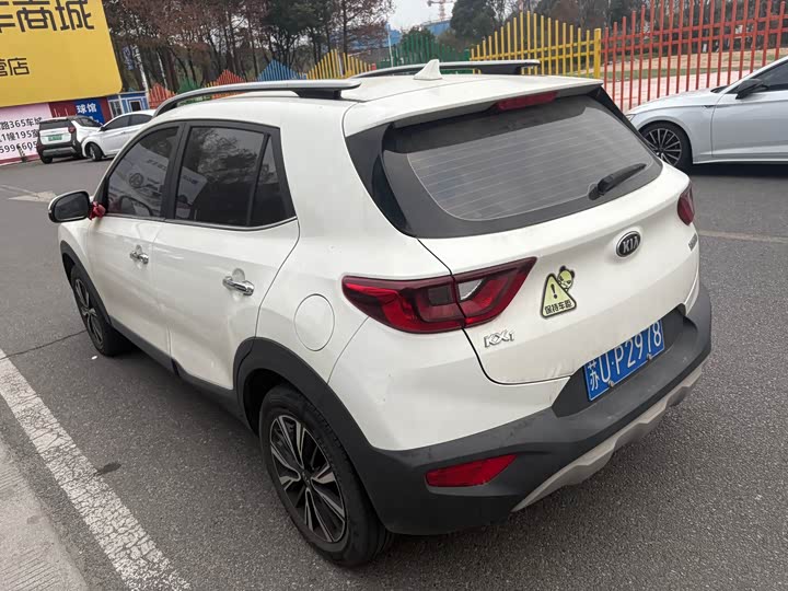 Kia KX1 2021 2021款 1.4L CVT趣享版