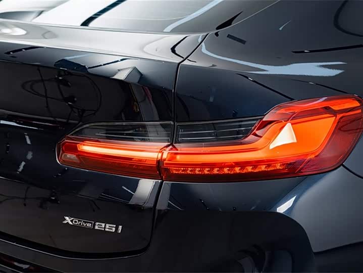 BMW X4 2022 2022款 xDrive 25i M运动套装