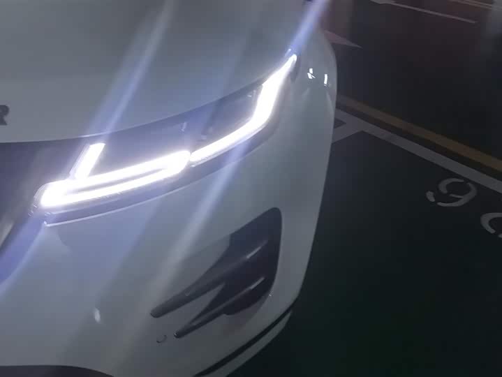 Land Rover Range Rover Evoque L 2024 2024款 揽胜极光L SE 驭光尊耀版