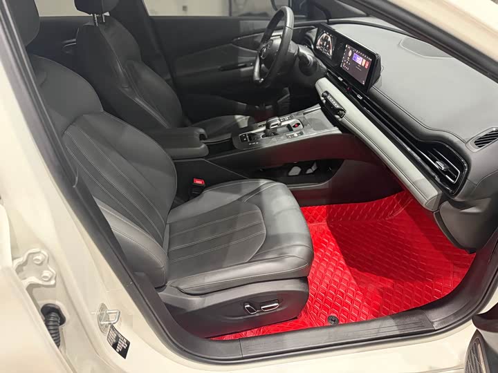 GAC Trumpchi Empow R 2024 2024款 270T DCT 影豹R-Style版