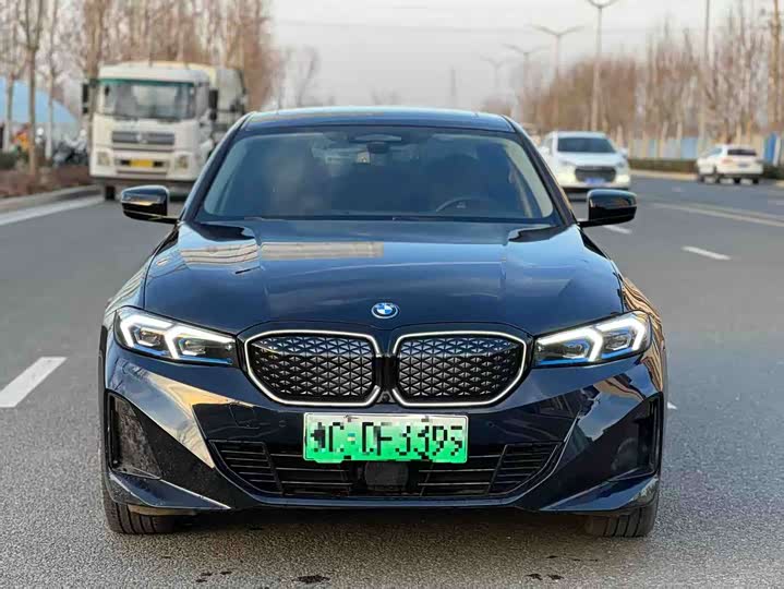BMW i3 2025 2025款 eDrive 40 L 曜夜运动套装