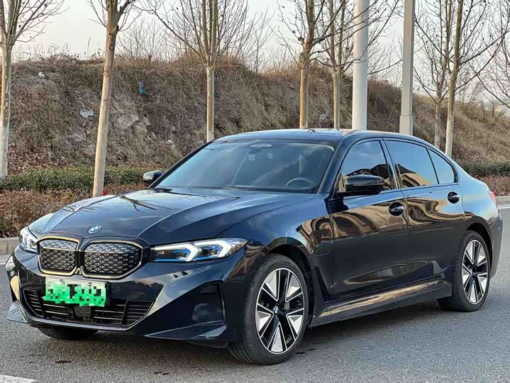 BMW i3 2025 2025款 eDrive 40 L 曜夜运动套装