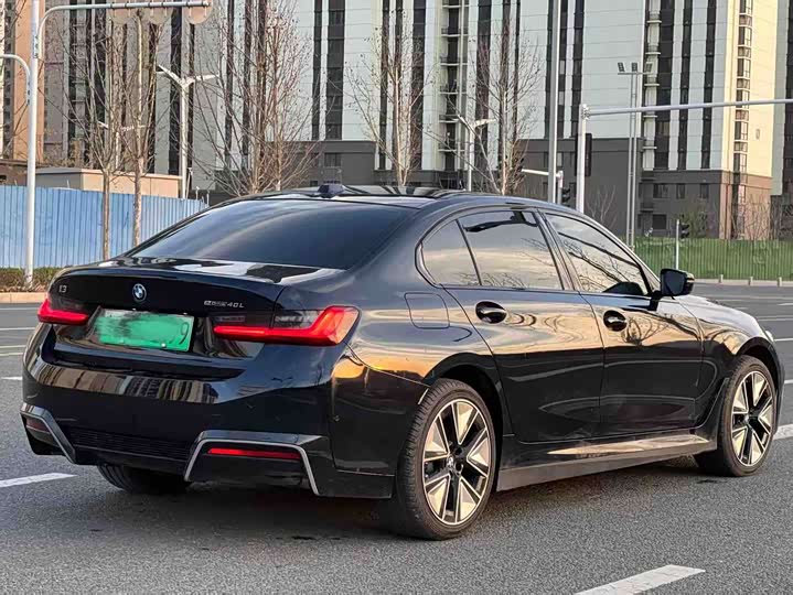 BMW i3 2025 2025款 eDrive 40 L 曜夜运动套装