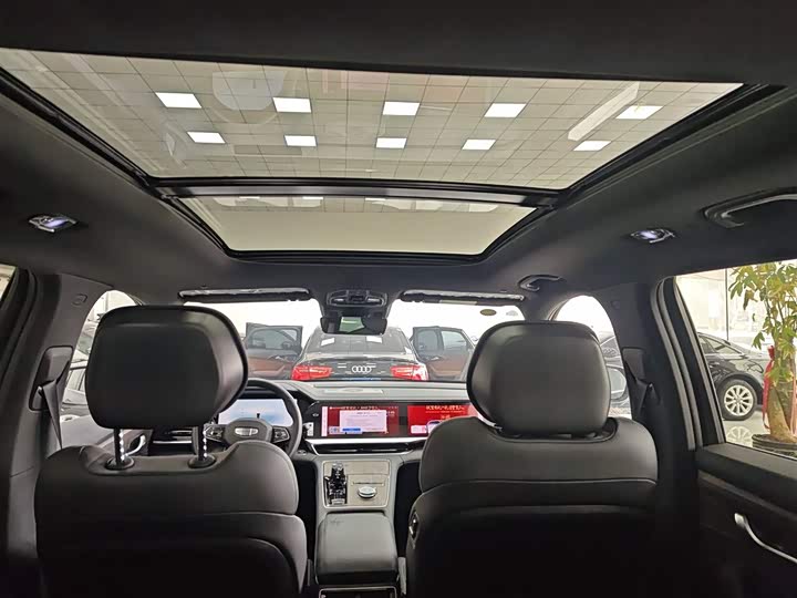 Geely Monjaro 2025 2025款 东方曜 2.0TD 自动四驱望月版