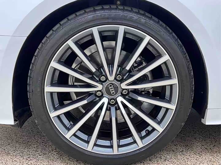 Audi A5 2024 2024款 Sportback 40 TFSI quattro 豪华动感型