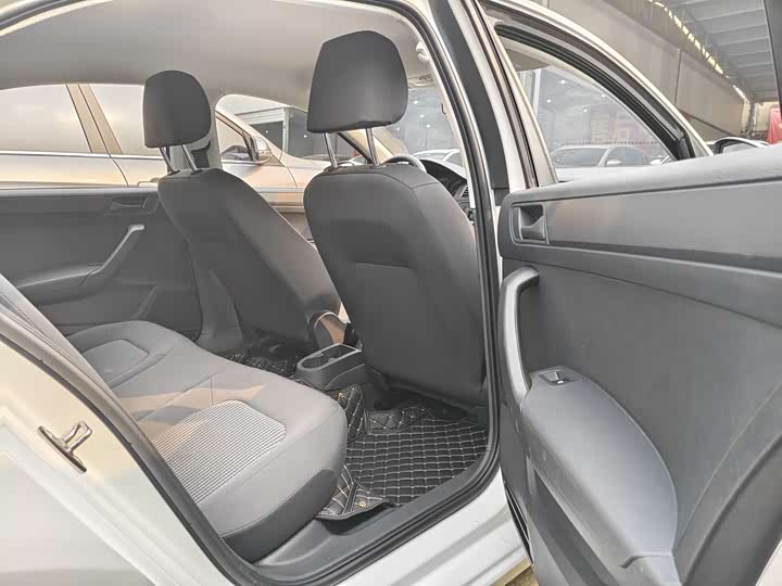 Volkswagen Santana 2021 2021款 1.5L 自动风尚版