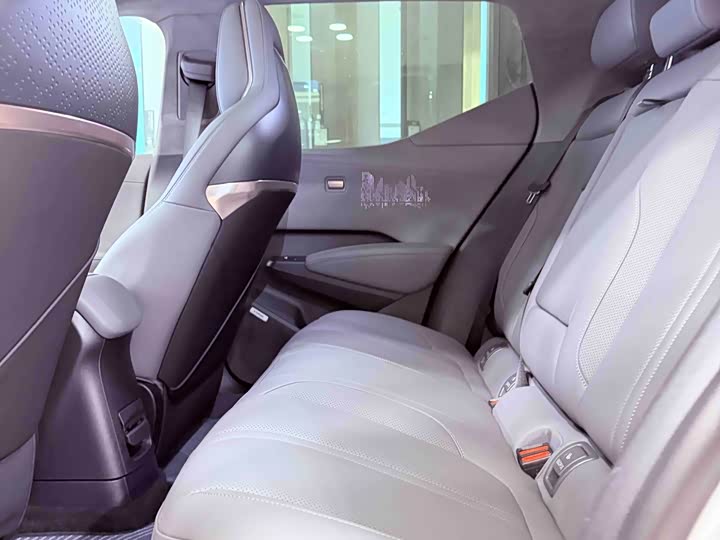 Zeekr X 2025 2025款 五座四驱运动版