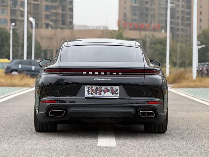 Porsche Panamera 2024 2024款 Panamera 4 行政加长版 2.9T