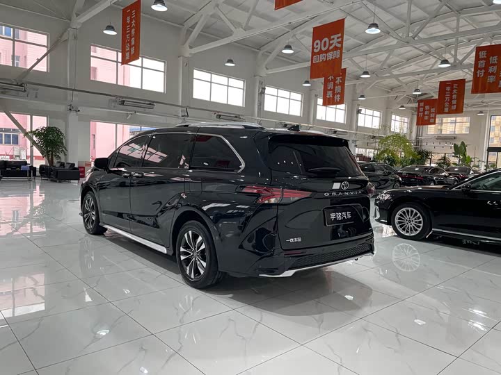 Toyota Granvia 2024 2024款 2.5L混动 豪华版