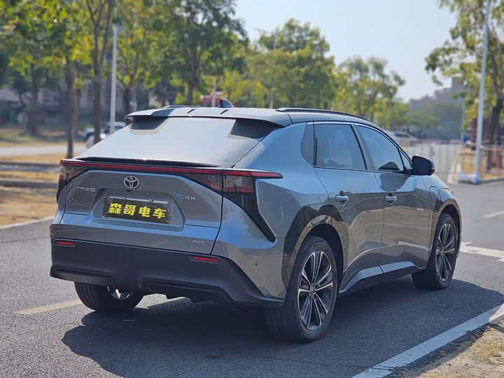 Toyota bZ4X 2022 2022款 X-MODE 四驱Ultra