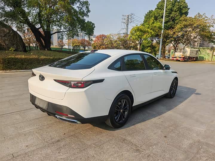 Changan Yida 2023 2023款 蓝鲸NE 1.5T GDI DCT畅享版