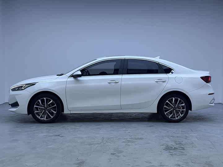 Kia K3 2021 2021款 改款 1.5L CVT时尚版