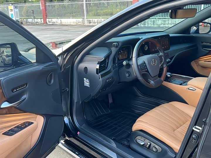 Lexus LS 2021 2021款 500h 臻越版