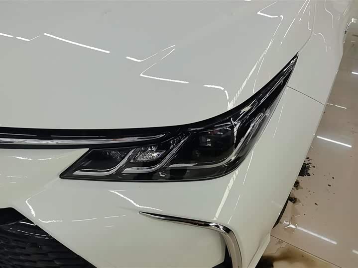 Toyota Corolla 2024 2024款 1.8L 智能电混双擎 精英版