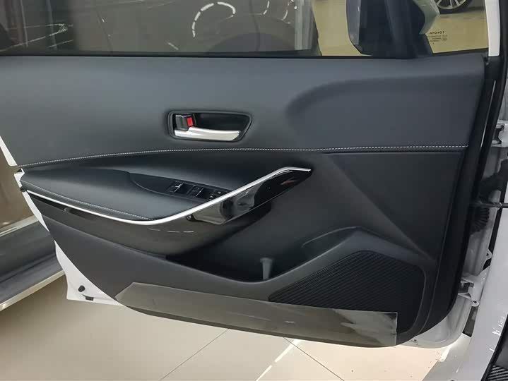 Toyota Corolla 2024 2024款 1.8L 智能电混双擎 精英版