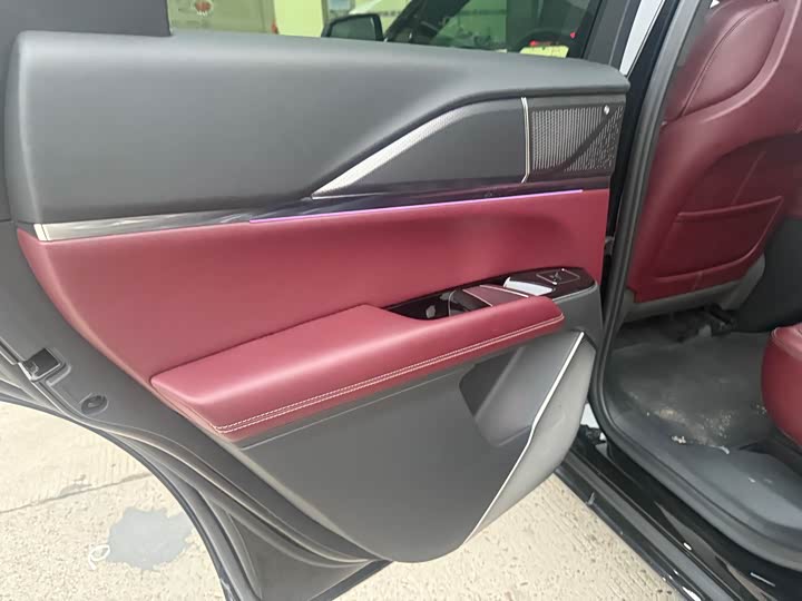 Cadillac XT5 2025 2025款 2.0T 铂金型