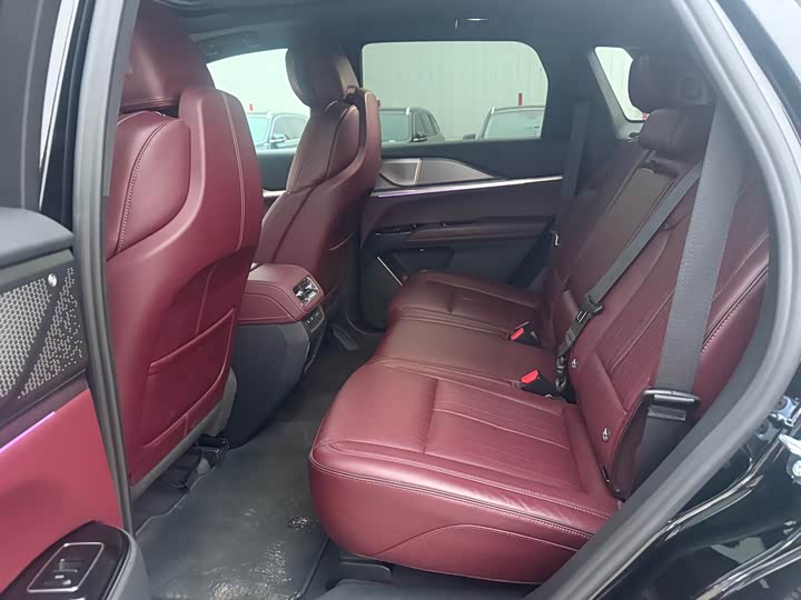 Cadillac XT5 2025 2025款 2.0T 铂金型