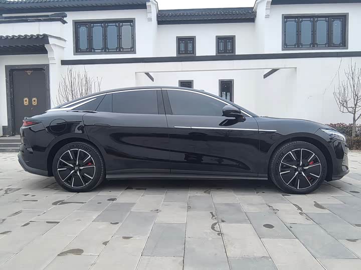 BYD Han L 2025 2025款 EV 701KM激光雷达尊享型