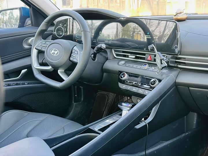 2023 Hyundai Elantra N line