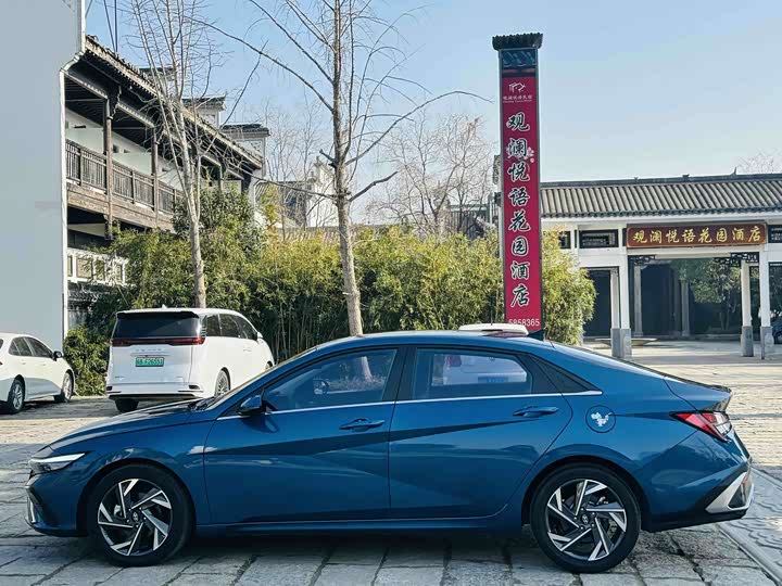 Hyundai Elantra N line 2023 2023款 1.5L CVT LUX尊贵版