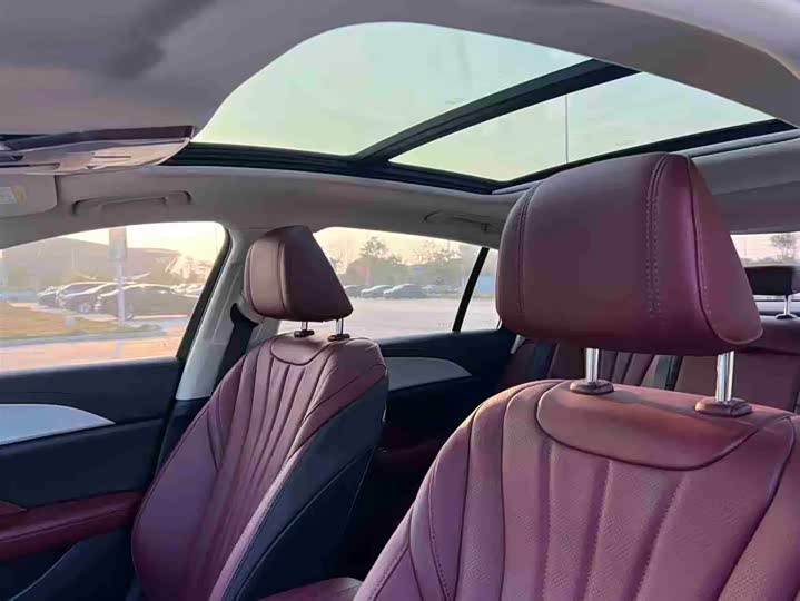 Hongqi H5 2025 2025款 1.5T DCT旗悦版