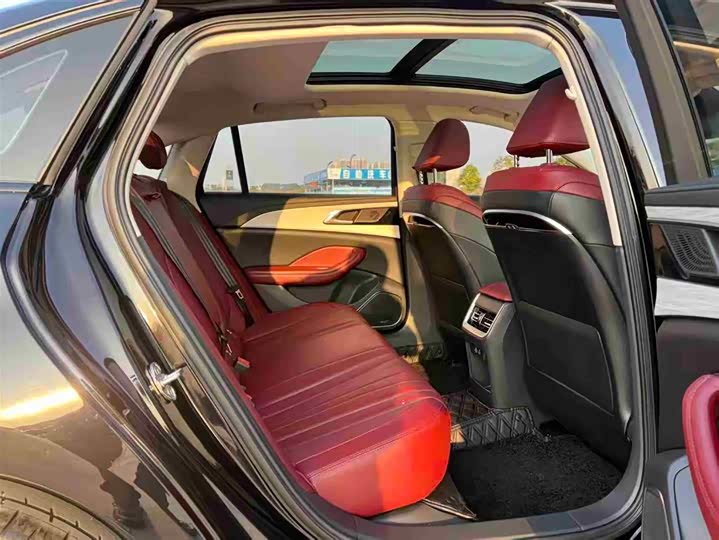 Hongqi H5 2025 2025款 1.5T DCT旗悦版