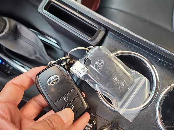 Toyota Corolla Cross 2024 2024款 2.0L 精英版