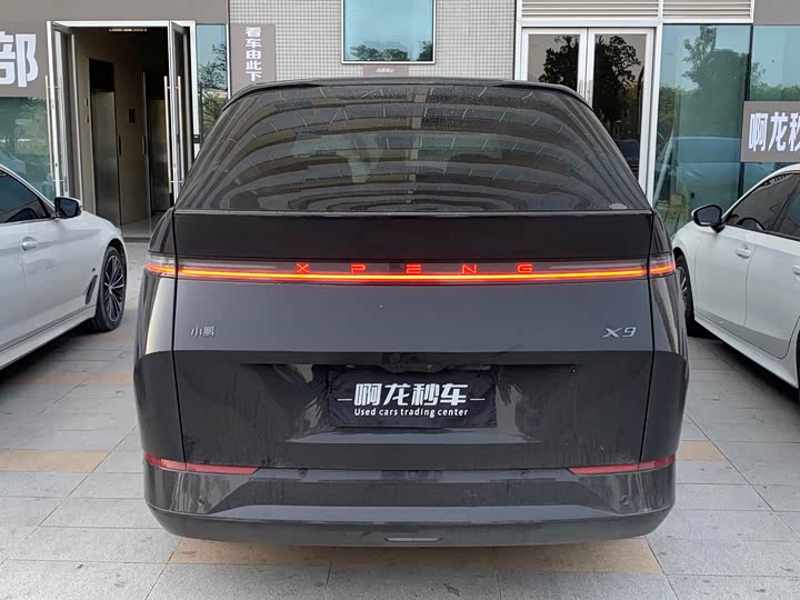 XPeng X9 2025 2025款 纯电 740超长续航 Max