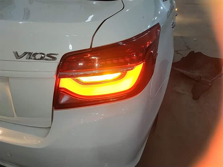 Toyota Vios 2022 2022款 1.5L 20周年纪念版