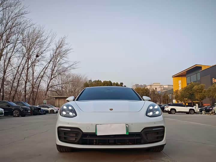 Porsche Panamera Hybrid 2023 2023款 改款 Panamera 4 E-Hybrid 铂金版 2.9T