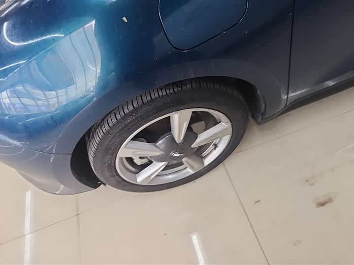 Ora Good Cat (03) 2023 2023款 401km标准续航 豪华型 三元锂