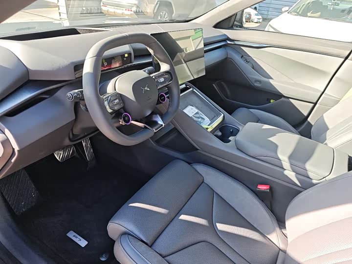 XPeng P7 2025 2025款 750 四驱高性能 Ultra