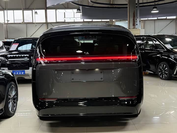 LiXiang Mega 2025 2025款 Home 家庭特别版