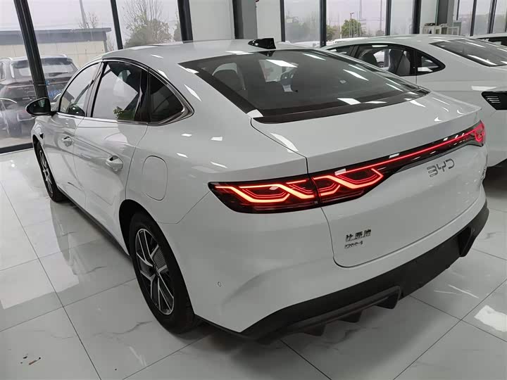 BYD Qin L 2025 2025款 DM-i 智驾版 120KM领先型