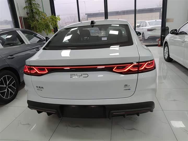 BYD Qin L 2025 2025款 DM-i 智驾版 120KM领先型