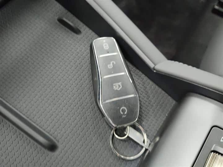 BYD Qin L 2025 2025款 DM-i 智驾版 120KM领先型